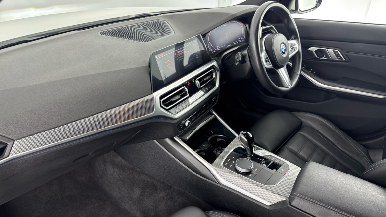 BMW 3 Series 330e M Sport 4dr Step Auto Saloon